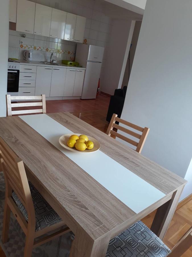 Bim Apartment Ohrid Buitenkant foto
